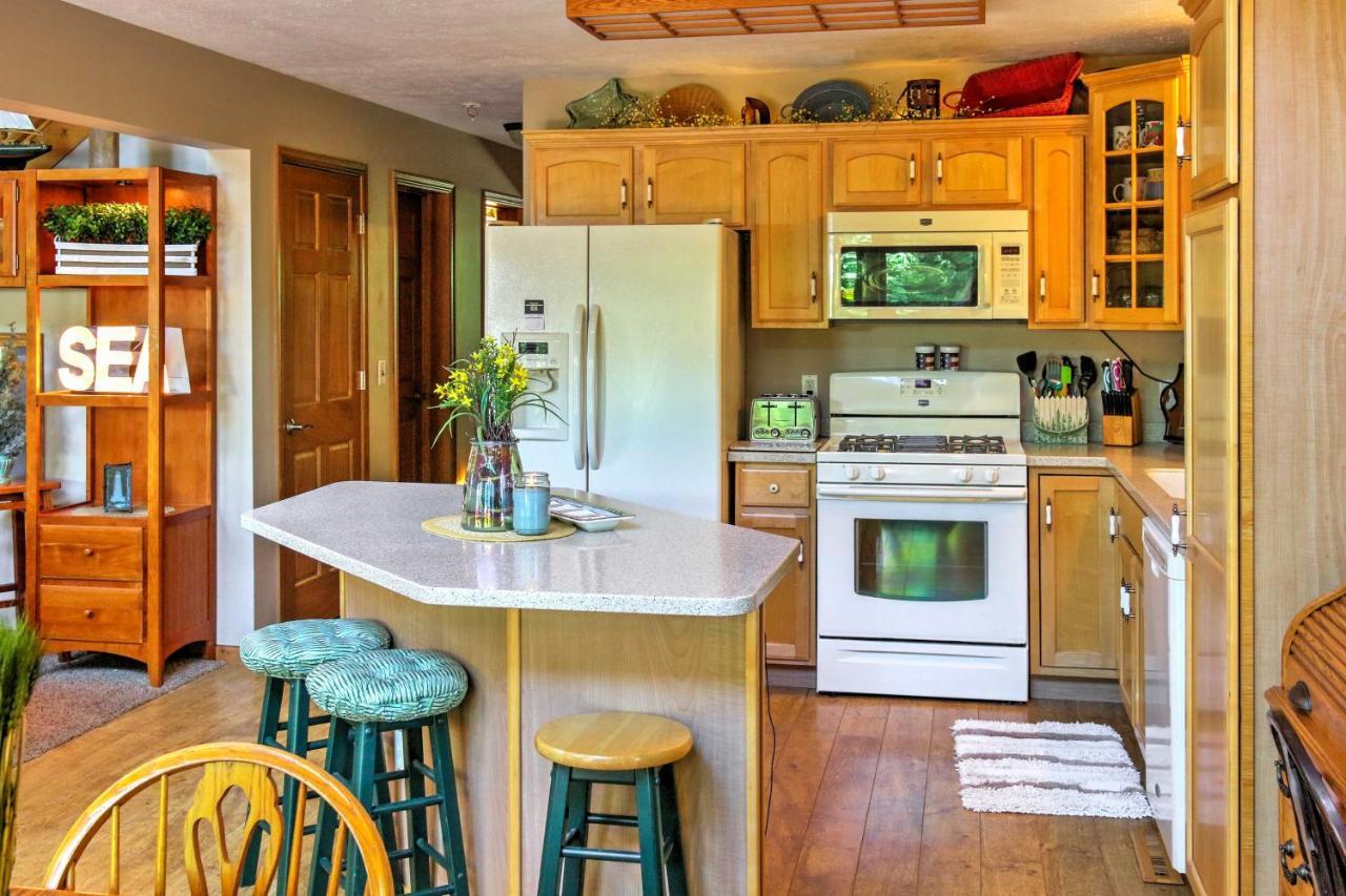 Roomy House On 2 Acres - 2 Mi To Egg Harbor Beach! Esterno foto