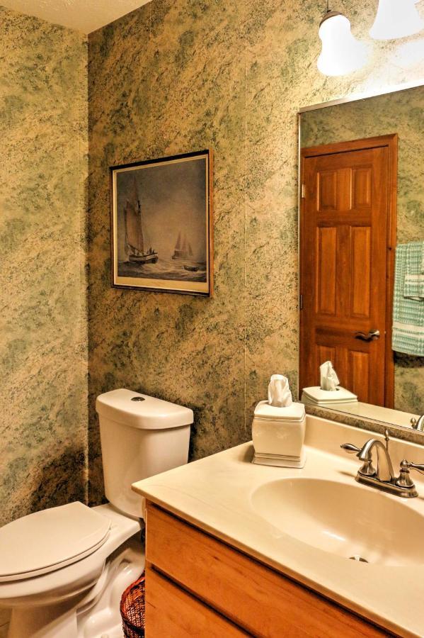 Roomy House On 2 Acres - 2 Mi To Egg Harbor Beach! Esterno foto